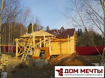 Монтаж металлочерепицы для чистовой кровли бани 7х7
